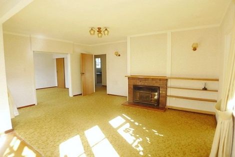 Photo of property in 19 Renton Road, Mount Albert, Auckland, 1025