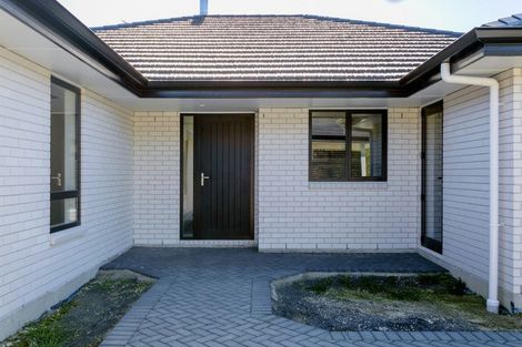 Photo of property in 1 Lemonwood Lane, Kinloch, Taupo, 3377