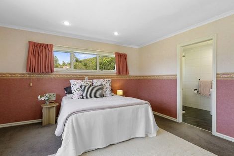 Photo of property in 85 Emerald Hill Drive, Birchville, Upper Hutt, 5018