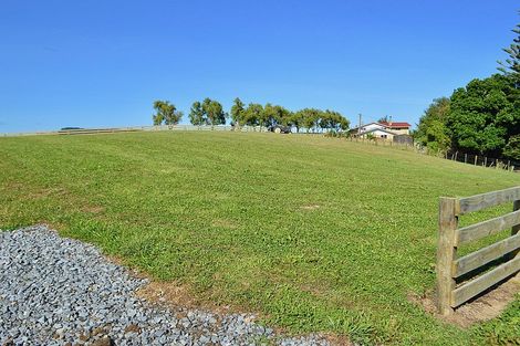 Photo of property in 2 Honoiti Ranapiri Place, Manakau, Levin, 5573