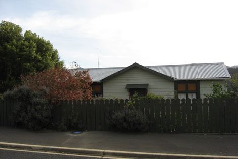Photo of property in 8 Bellevue Place, Port Chalmers, 9023
