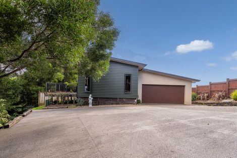 Photo of property in 4 Tarapatiki Drive, Whitianga, 3510