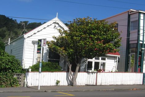 Photo of property in 53 Brougham Street, Mount Victoria, Wellington, 6011