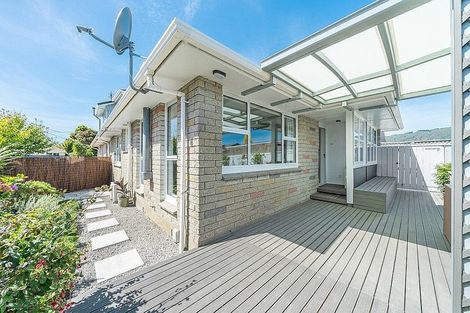 Photo of property in 20a Holyoake Crescent, Avalon, Lower Hutt, 5011