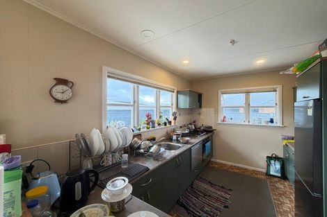 Photo of property in 4 Anzio Place, Awapuni, Palmerston North, 4412