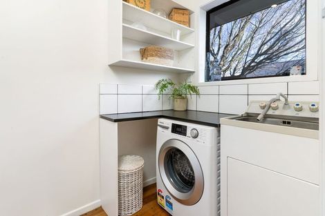 Photo of property in 8 Oldham Crescent, Halswell, Christchurch, 8025