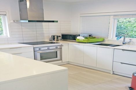 Photo of property in 1/28b Sunnynook Road, Sunnynook, Auckland, 0620