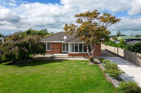 Photo of property in 39 Rhodes Street, Waimate, 7924