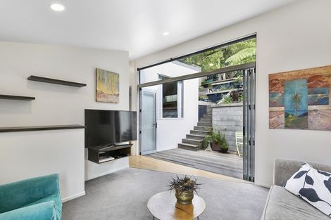 Photo of property in 3 Northland Road, Northland, Wellington, 6012