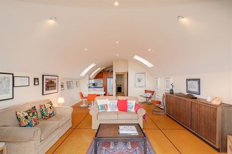 Photo of property in 32 Esplanade, Sumner, Christchurch, 8081