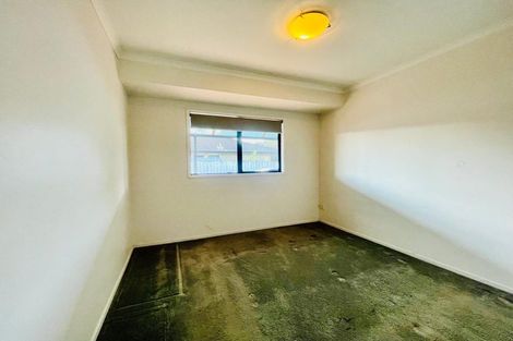 Photo of property in 22 Rock Daisy Crescent, Mangere, Auckland, 2022