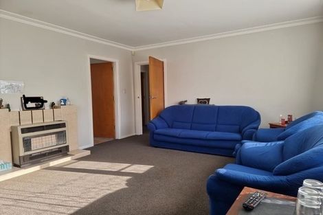 Photo of property in 77 Wai-iti Crescent, Woburn, Lower Hutt, 5010