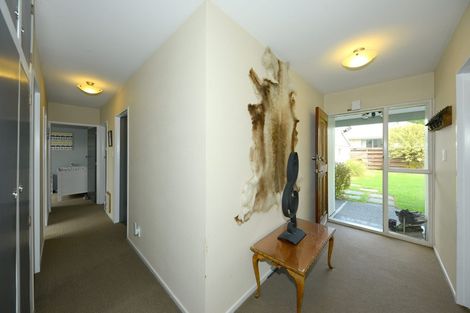 Photo of property in 91 Denise Crescent, Hornby, Christchurch, 8042