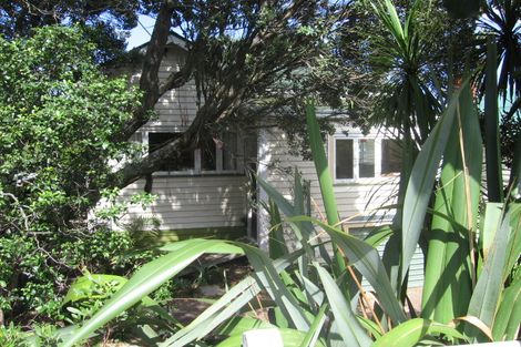 Photo of property in 5 Lake Road, Devonport, Auckland, 0624