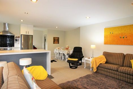 Photo of property in 25 Raptor Way, Welcome Bay, Tauranga, 3175