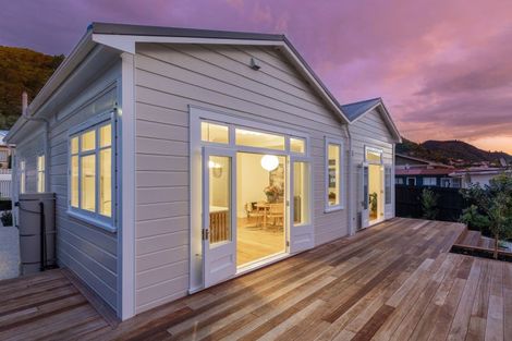 Photo of property in 95b Waikawa Road, Picton, 7220