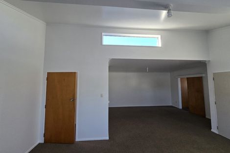 Photo of property in 7 Puriri Place, Levin, 5510