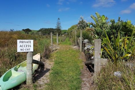 Photo of property in 39 North Cove Lane, Waipu, 0582