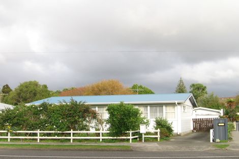 Photo of property in 11 Park Avenue, Waikanae, 5036