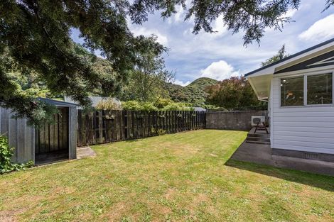 Photo of property in 39b Tacoma Drive, Totara Park, Upper Hutt, 5018