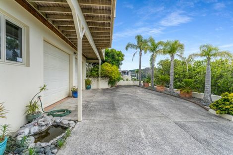 Photo of property in 121 Pacific View Drive, Whangamata, 3620