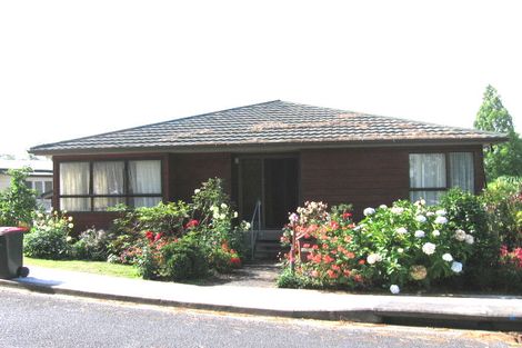 Photo of property in 57 Taunton Terrace, Blockhouse Bay, Auckland, 0600