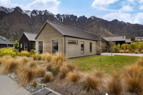 Photo of property in 4 Polperro Court, Jacks Point, Queenstown, 9371