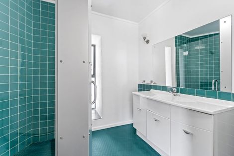 Photo of property in 9 Javelin Close, Gulf Harbour, Whangaparaoa, 0930