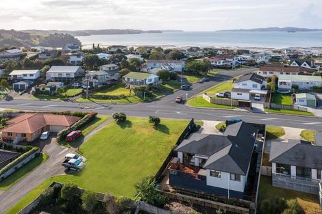 Photo of property in 11 Hewson Drive, Snells Beach, 0920