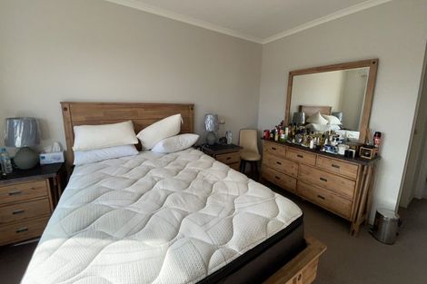 Photo of property in 29 Horizon View Road, Oteha, Auckland, 0632