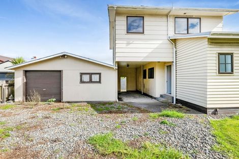 Photo of property in 117 Weraroa Road, Waverley, 4510