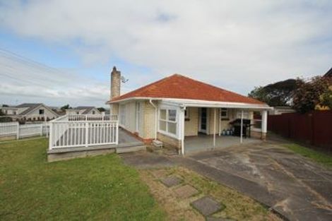 Photo of property in 27 Claude Road, Hillpark, Auckland, 2102