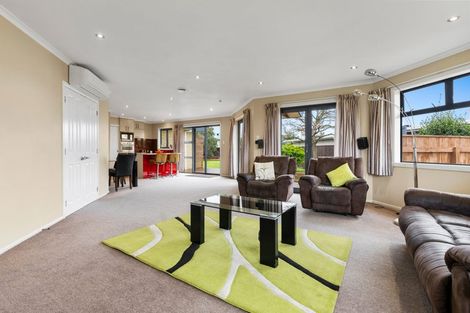 Photo of property in 31 Dillon Drive, Bell Block, New Plymouth, 4312