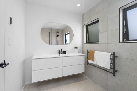 Photo of property in 54a Williams Street, Cambridge, 3434