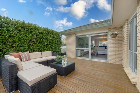 Photo of property in 18 Matterhorn Crescent, Northpark, Auckland, 2013