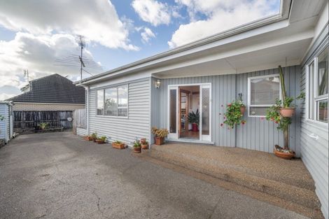 Photo of property in 11 Drake Street, Howick, Auckland, 2014