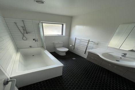 Photo of property in 27/27 Powell Street, Avondale, Auckland, 1026