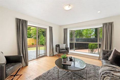 Photo of property in 55 Memorial Avenue, Ilam, Christchurch, 8053
