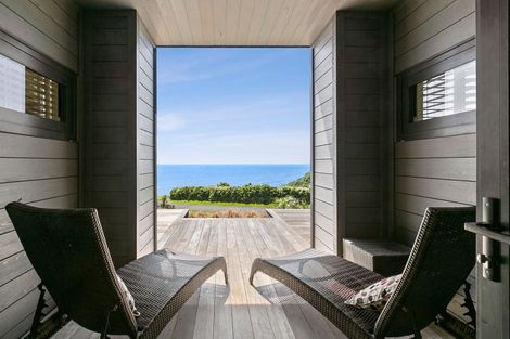 Photo of property in 13 Washer Road, Omata, New Plymouth, 4374