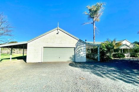 Photo of property in 86 Boyd Road, Clarks Beach, Pukekohe, 2679