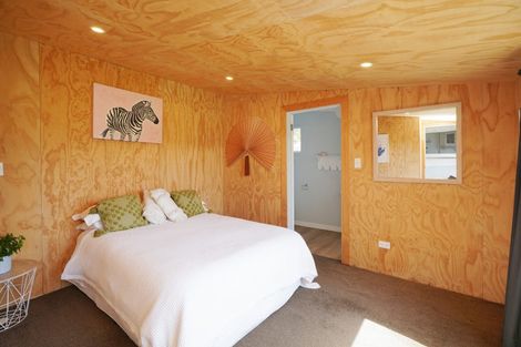 Photo of property in 25 Burrows Street, Bluff, 9814