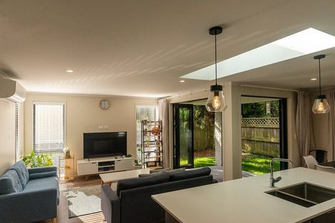 Photo of property in 96a Tarawera Road, Lynmore, 3010