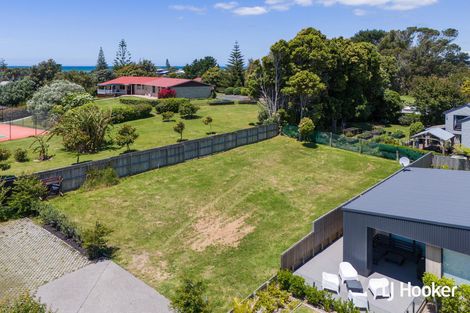 Photo of property in 8 Beau Lane, Waihi Beach, 3611