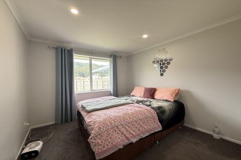 Photo of property in 21 Te Ara O Toroa, Wainuiomata, Lower Hutt, 5014