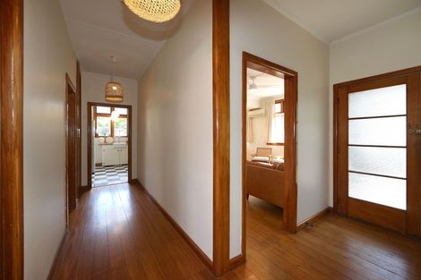 Photo of property in 407 Jervois Street, Mayfair, Hastings, 4122