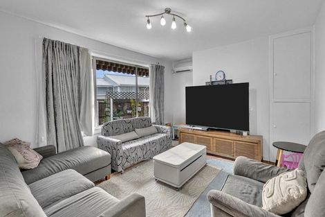 Photo of property in 51 Lochee Road, Upper Riccarton, Christchurch, 8041