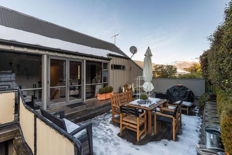 Photo of property in Marina Village, 1/10 Marina Drive, Frankton, Queenstown, 9300