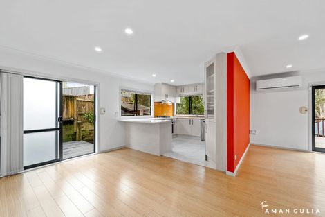 Photo of property in 1/32 Blockhouse Bay Road, Avondale, Auckland, 1026