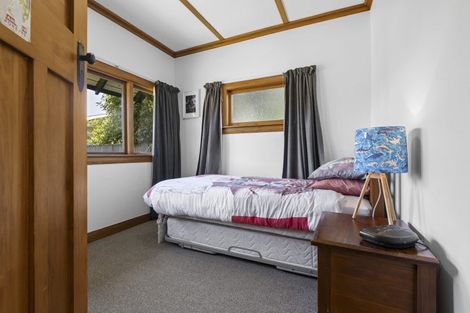 Photo of property in 27 Thomson Street, West End, Palmerston North, 4412