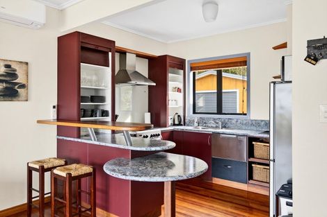 Photo of property in 49 Moana Road, Okitu, Gisborne, 4010